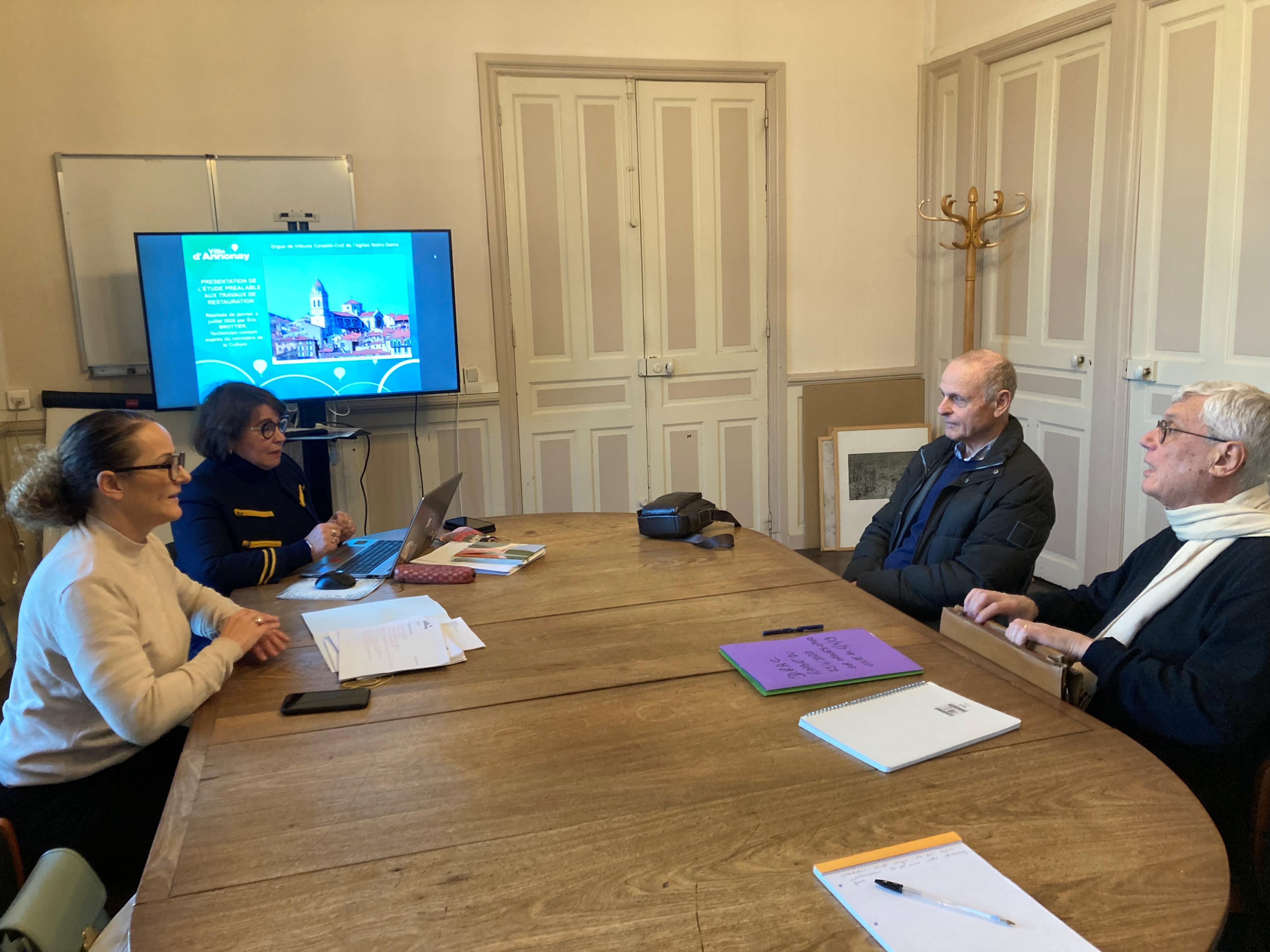 IMG 2598 oK Reunion municipalité et AROA 17 décembre 2025 Copie